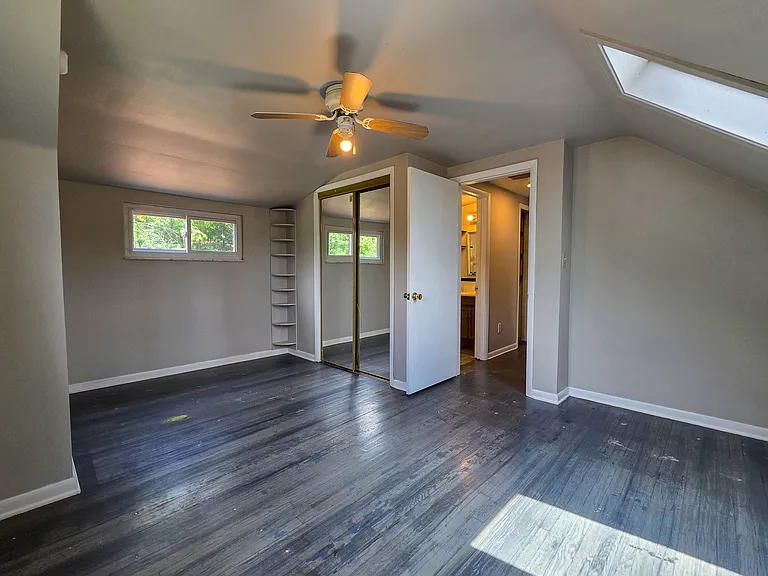 151 Mahoning Dr — Photo 26