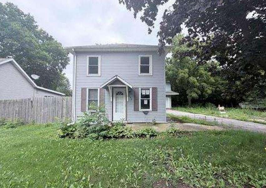 1st image of 106 N Johnson St
