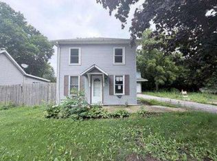 106 N Johnson St, Newark, IL 60541