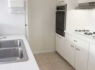 700 Concord Ln #708, Barrington, IL 60010