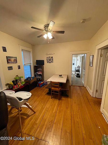 4th image of 441 8th Avenue