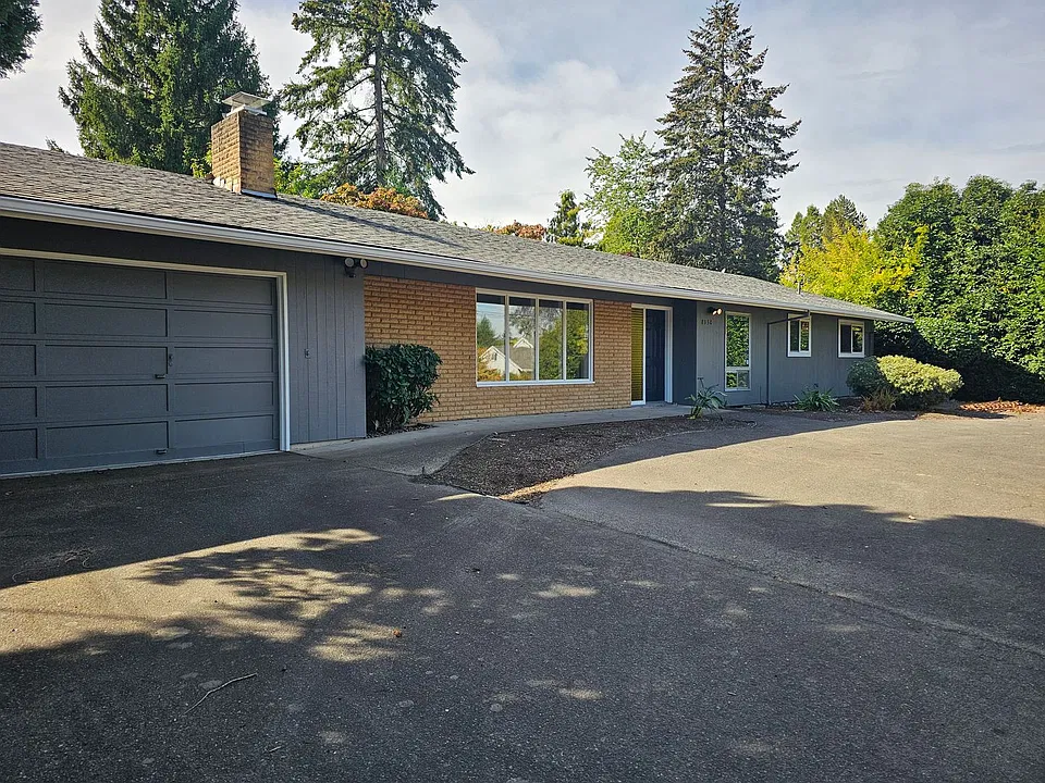 8950 SW Jamieson Rd