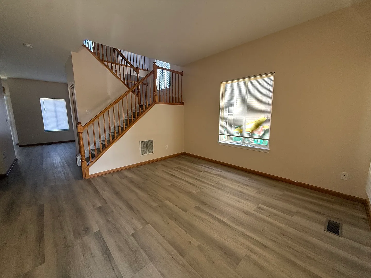 2 bed, 2.5 bath, 1398 sqft, $2,150 — Photo 4