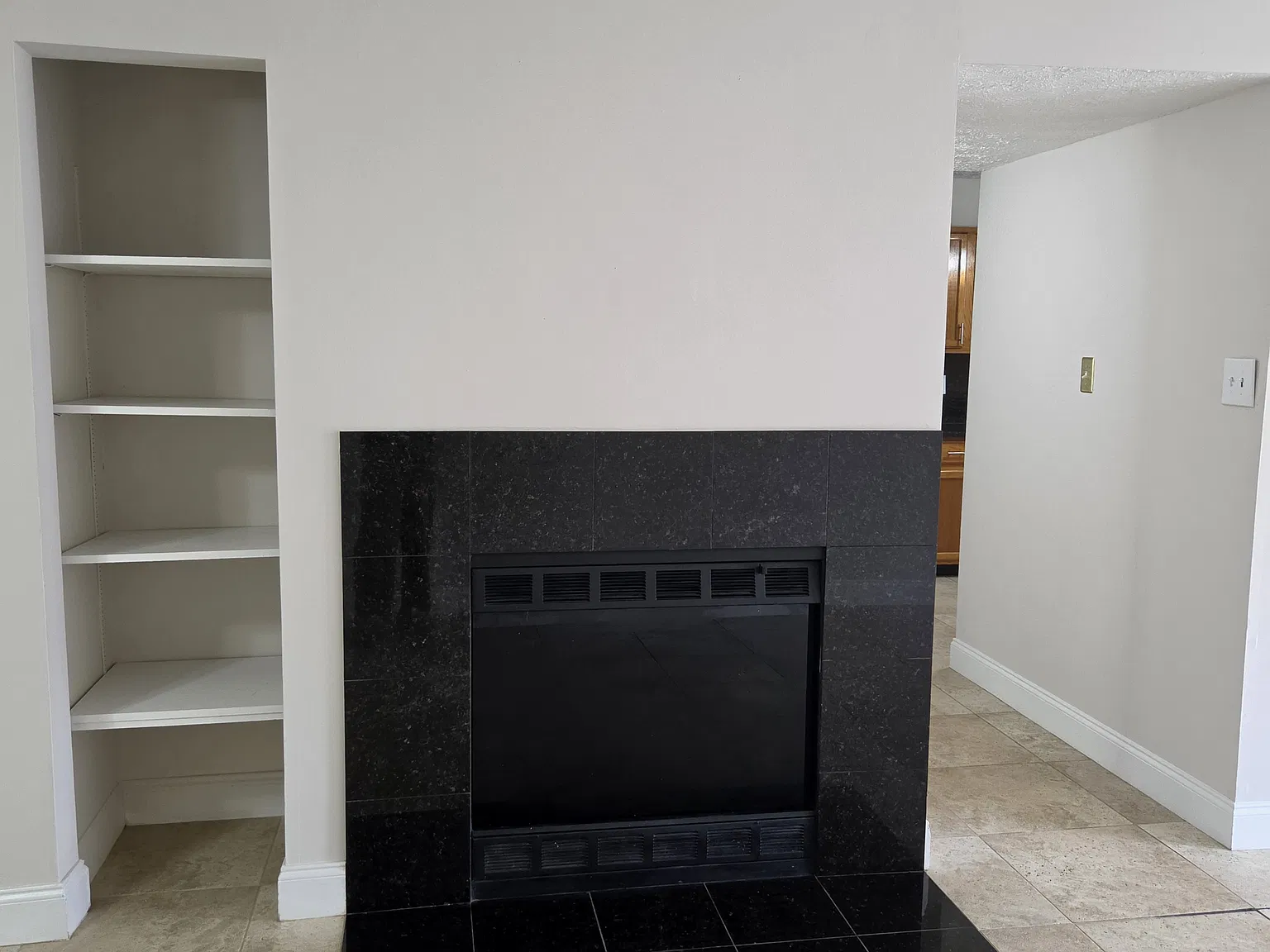 3 bed, 2.5 bath, 1538 sqft, $1,900 — Photo 2