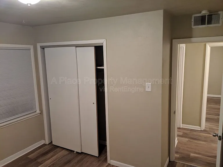 9215 Outerbelt Ct — Photo 17