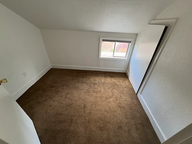 9112 Highland Ave SW — Photo 18