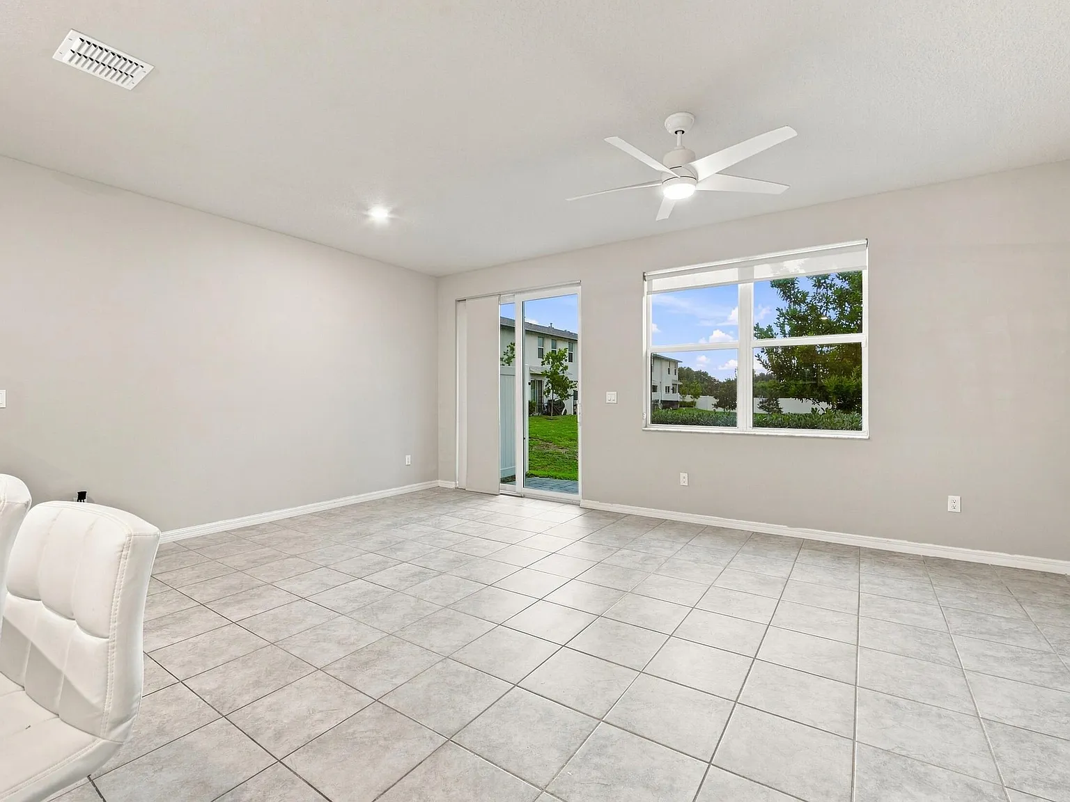 3 bed, 2.5 bath, 1525 sqft, $2,800 — Photo 3