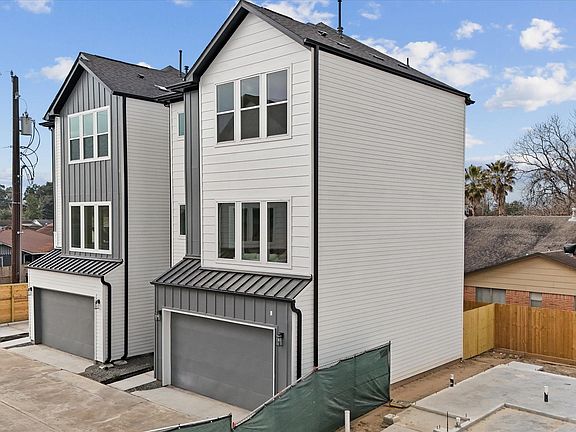 3rd image of 253 De Boll St