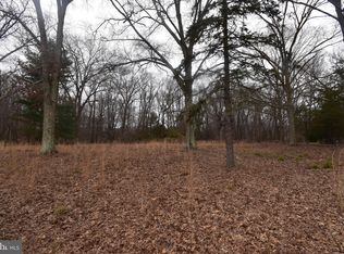 901 McElwee Rd, Moorestown, NJ 08057