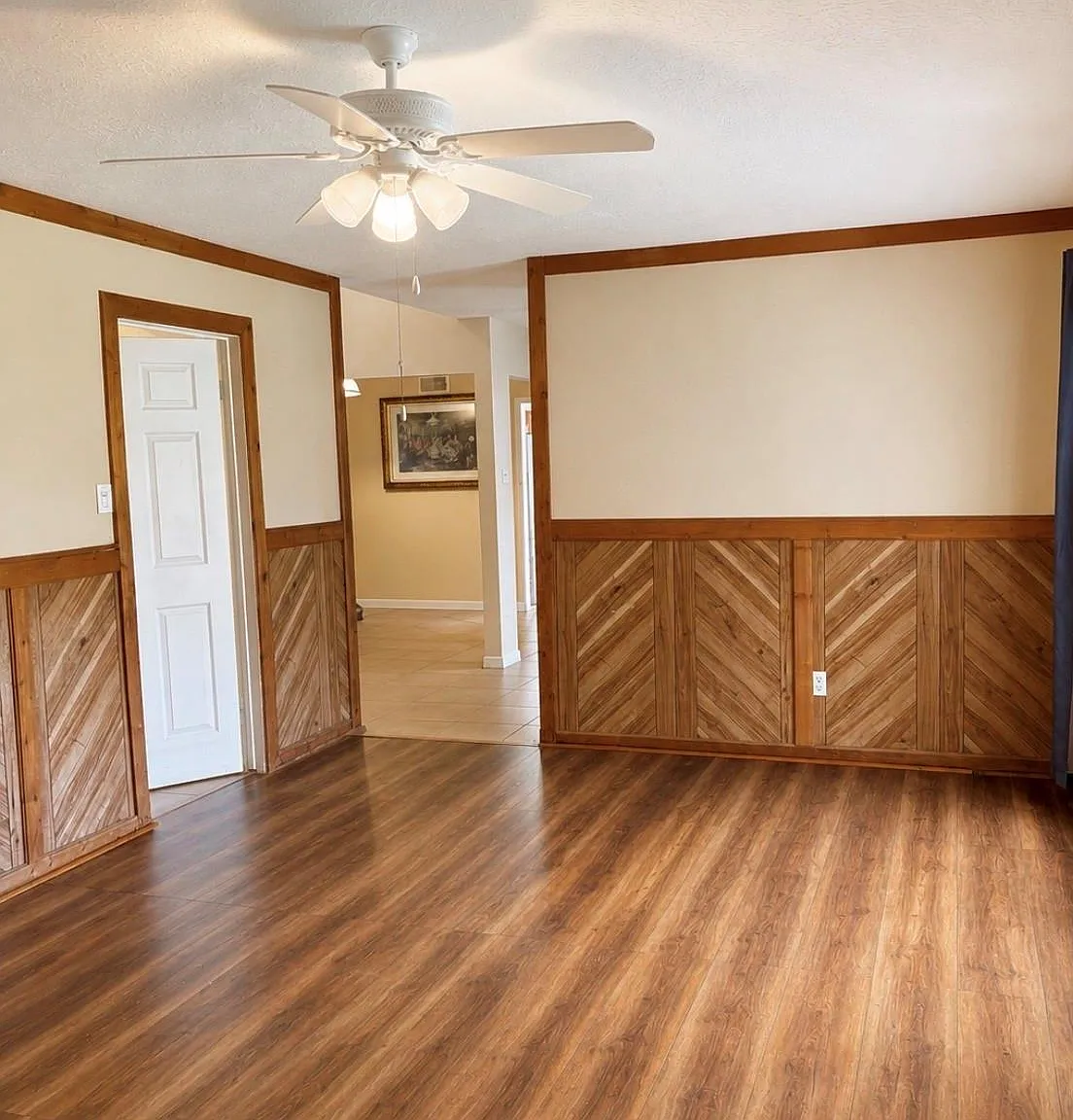 4 bed, 2.5 bath, 2417 sqft, $2,200 — Photo 4