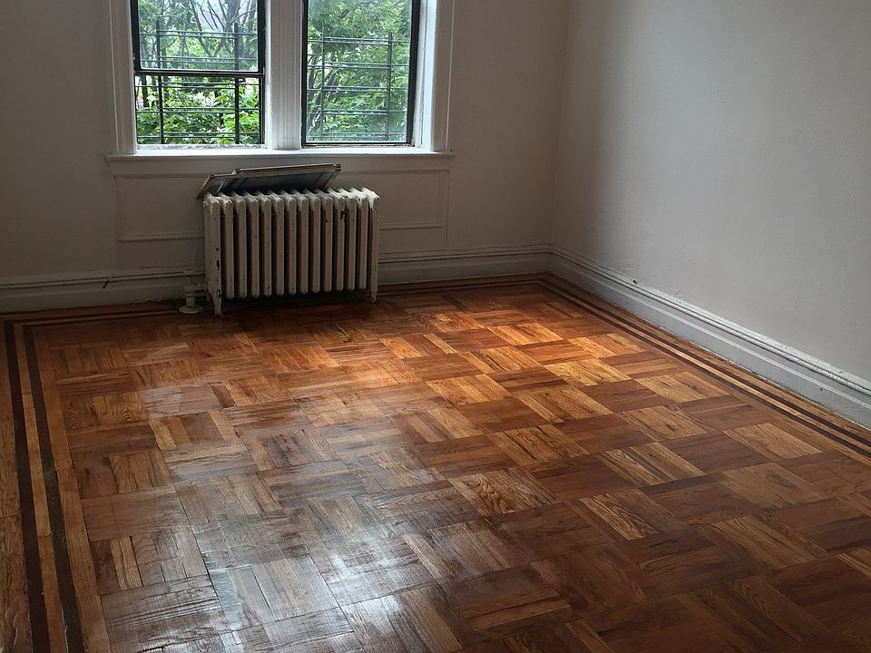 1st image of 2565 Colden Ave APT 4B