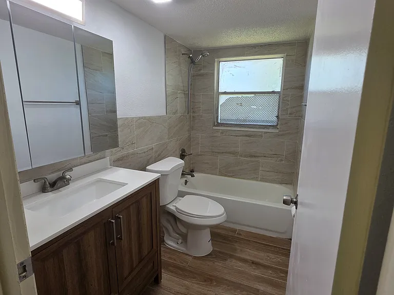 145 Pinellas Way N #6 — Photo 16