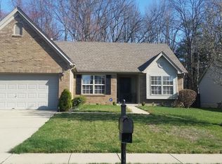 9015 Black Powder Ln, Louisville, KY