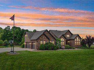 10396 Detwiler Rd, Canfield, OH 44406