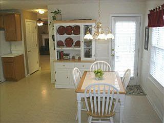 5th image of 2246 Swan Lake Ct