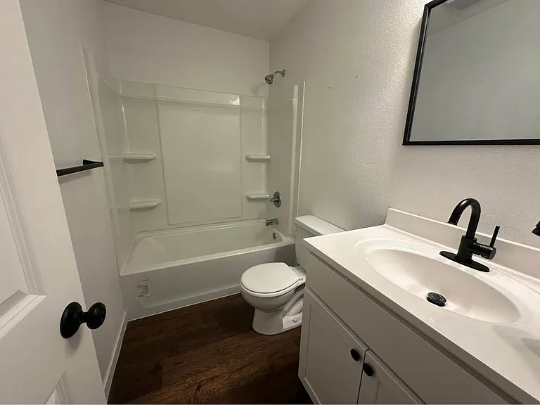 935 Boston Way #4 — Photo 9