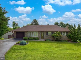 125 Old Orchard Rd, York, PA 17403