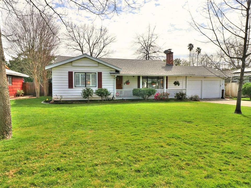 1st image of 4750 Loch Lomond Dr