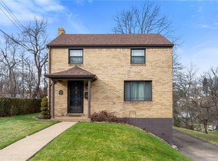 4621 Woodhill Dr, Homestead, PA 15120