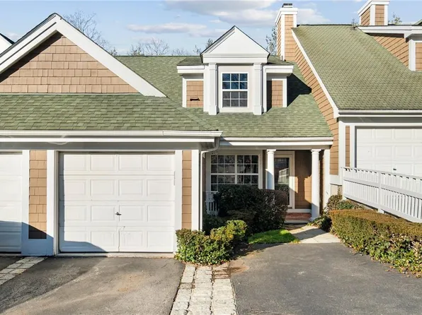 6 Winterberry Lane, Briarcliff Manor, NY 10510