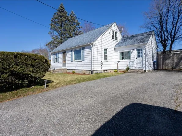80 Barrett Ave, North Providence, RI 02904