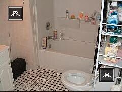 2nd image of 58 Egmont St #1