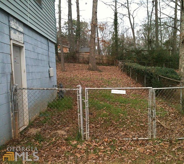 2nd image of 430 Windsor Dr