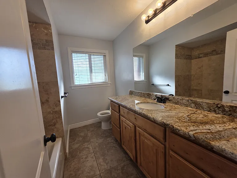 7222 S 2700 W #W;-unit A — Photo 9