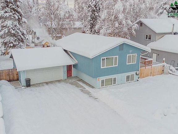 3rd image of 328 Shannon Dr