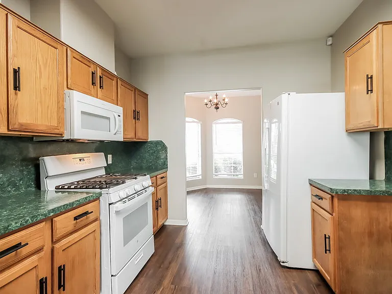 12151 Landsdown Ridge Way — Photo 8