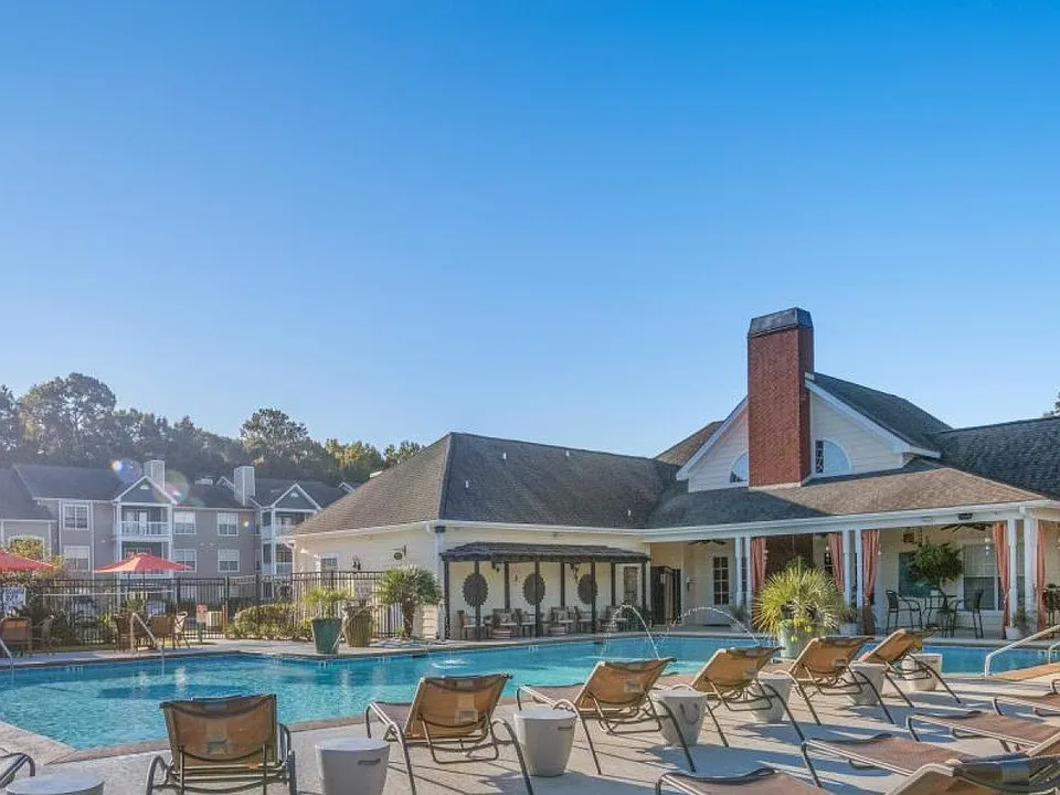 Palmetto Pointe Apartment Homes
