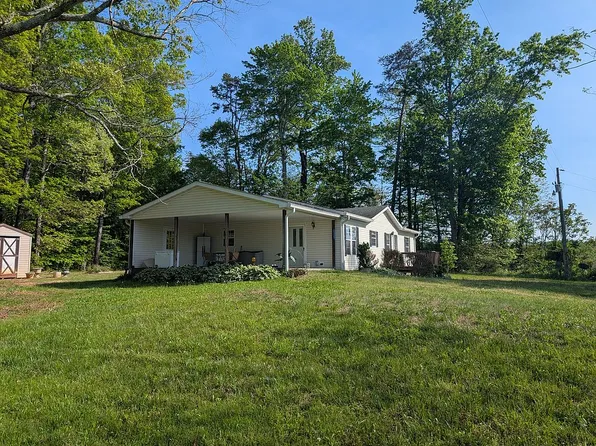 3335 Farm Land Ln, Yadkinville, NC 27055