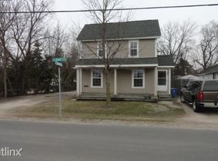 301 S East St, Fenton, MI 48430