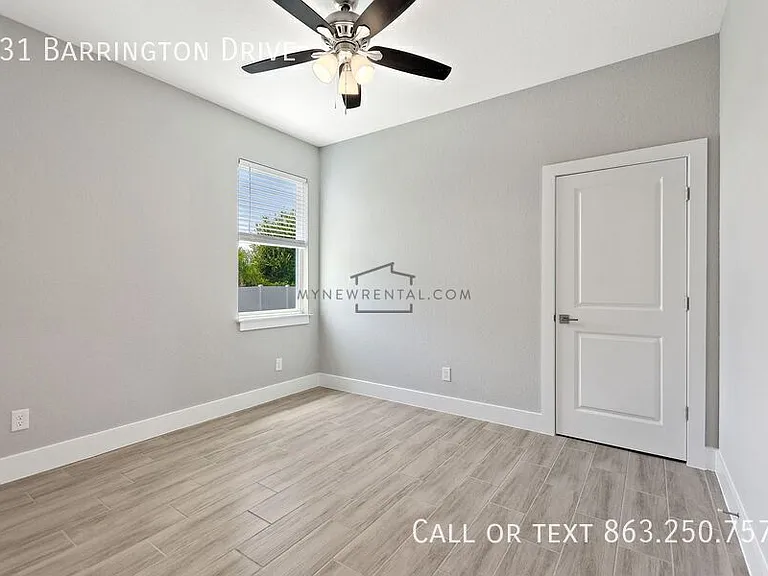 131 Barrington Dr — Photo 17