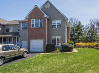 127 Blackfriars Cir, Doylestown, PA 18901
