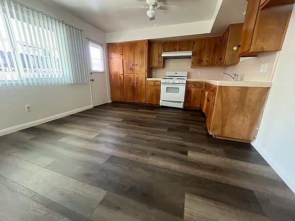 4th image of 34987 Beech Ave #2B-1BA-880SQFT
