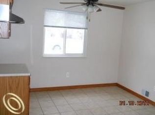 6155 Colonial St, Dearborn Heights, MI 48127