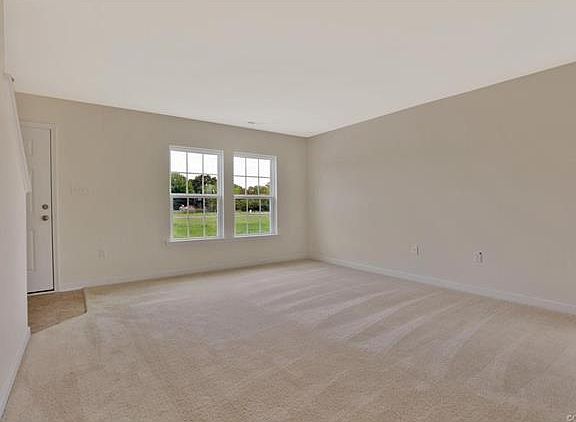 4th image of 2828 Elkridge Cir Unit 25
