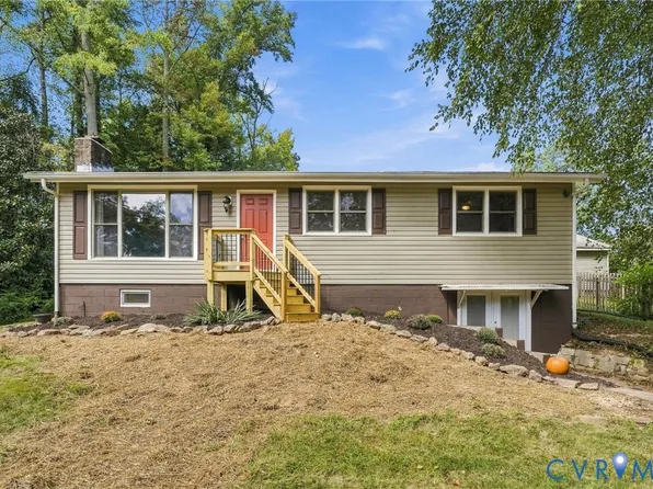 7129 Lakeshore Dr, Quinton, VA 23141
