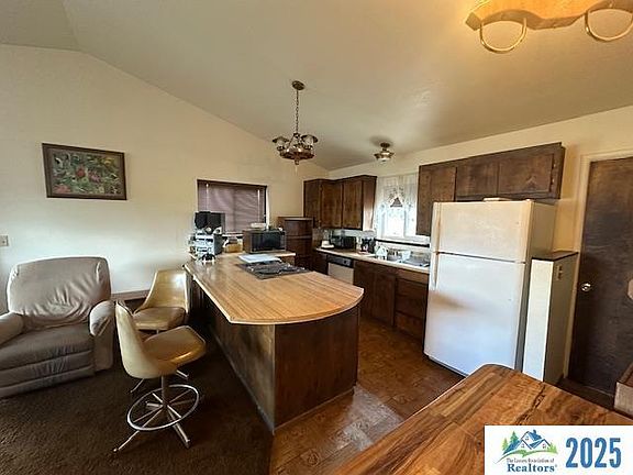 4th image of 687-020 Delwood Way