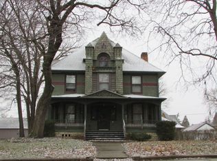 428 Fulton St, Elgin, IL 60120