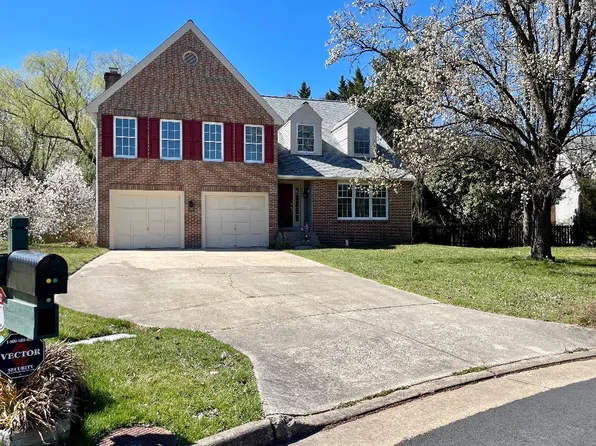 12598 Cross Hollow Ct, Herndon, VA 20170