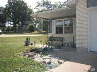 302 Kingsley Dr, Saint Clair, MO 63077