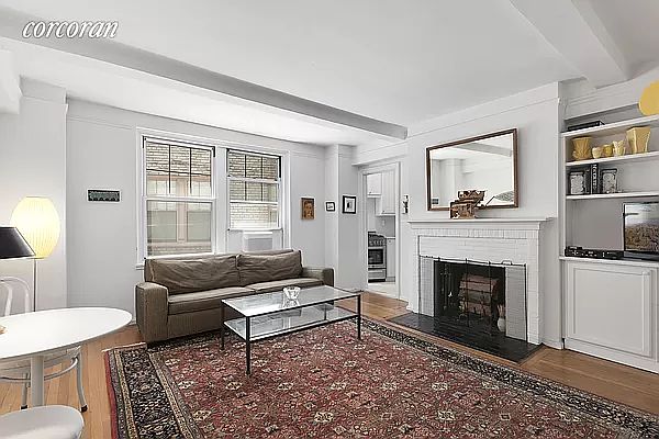 1st image of 2 Horatio St APT 3F