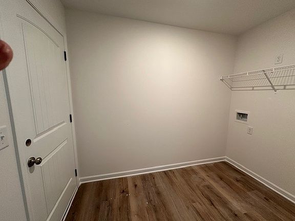 4th image of 108 Lee Road 237