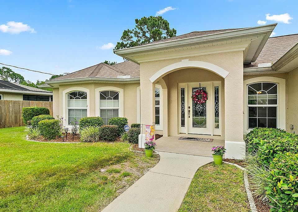1st image of 16 Flamingo Dr
