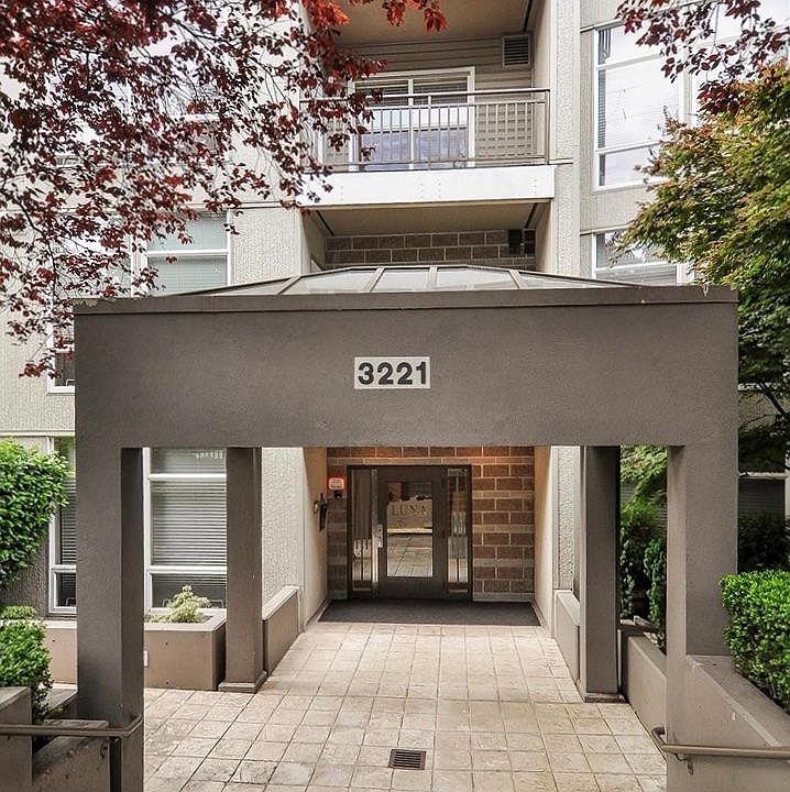 Building entrance