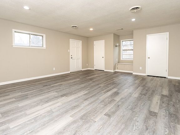 4th image of 4517 Gailwood Ave #1