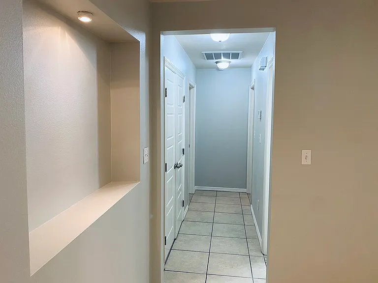 407 Baltic Ave #4 — Photo 11