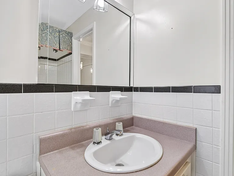 120 Briarwood Dr — Photo 53